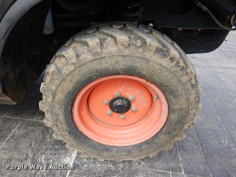 image for item DM4263 2012 Bobcat Toolcat 5600  utility vehicle