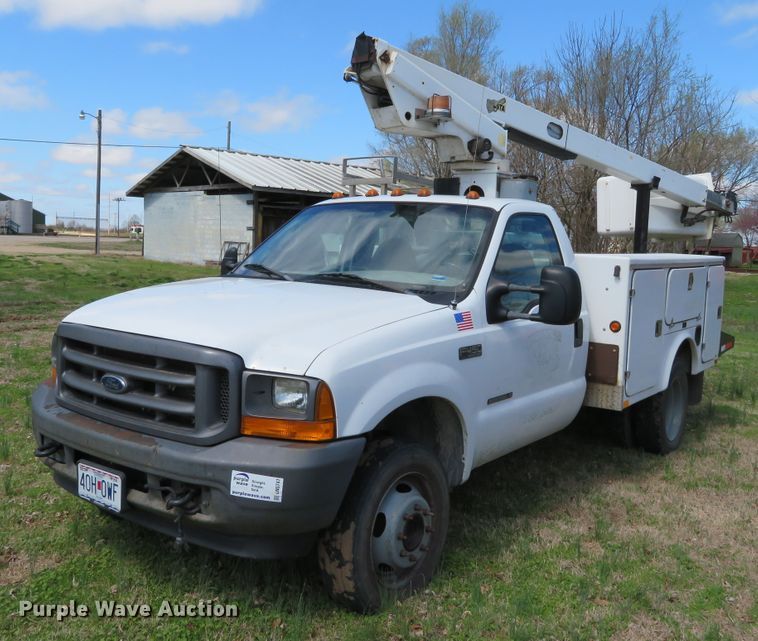 image for item DN5747 2001 Ford F450 Super Duty  bucket truck