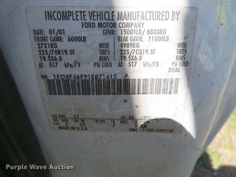 image for item DN5747 2001 Ford F450 Super Duty  bucket truck