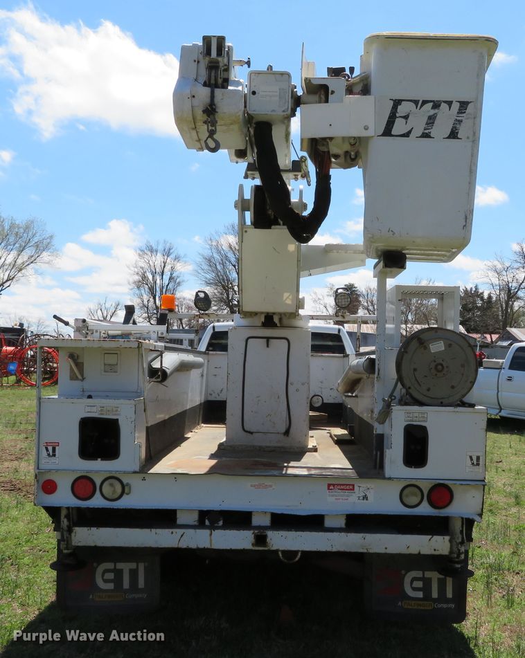 image for item DN5748 2011 Dodge Ram 5500 Heavy Duty  bucket truck