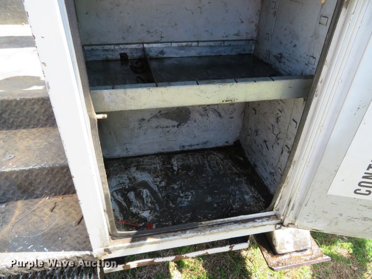 image for item DN5748 2011 Dodge Ram 5500 Heavy Duty  bucket truck