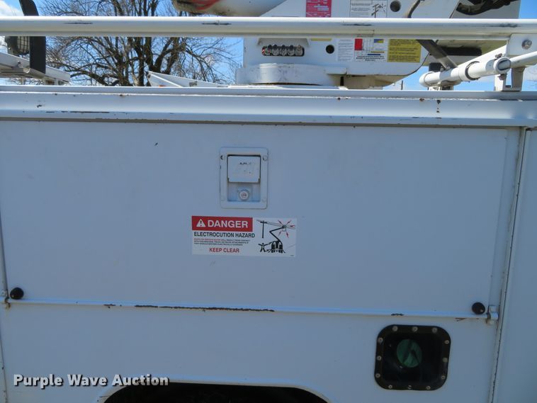 image for item DN5748 2011 Dodge Ram 5500 Heavy Duty  bucket truck