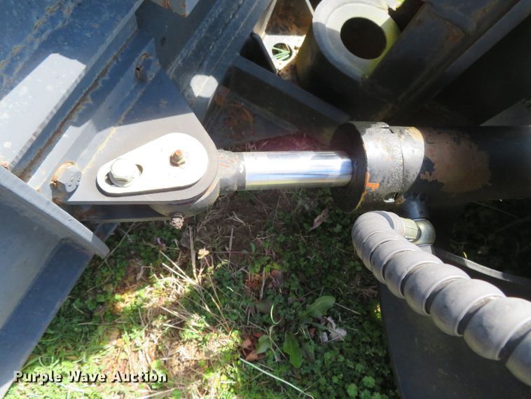 image for item DN5751 72"W skid steer blade