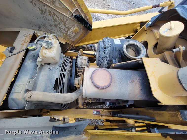 image for item FL9093 2003 John Deere 410G  backhoe