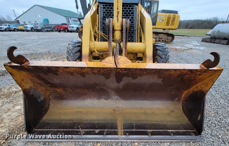 image for item FL9093 2003 John Deere 410G  backhoe