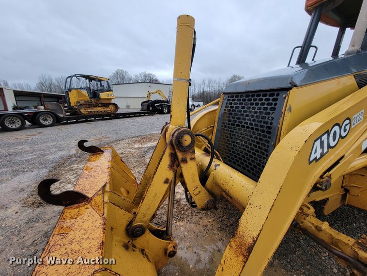 image for item FL9093 2003 John Deere 410G  backhoe