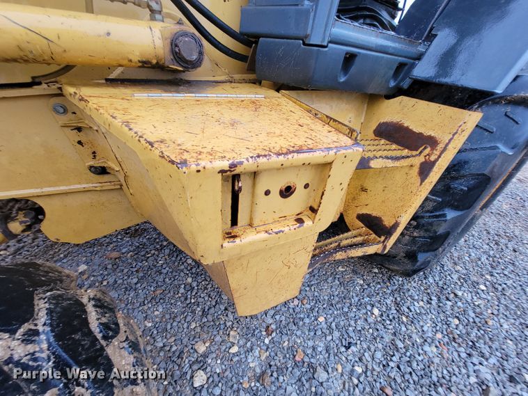 image for item FL9093 2003 John Deere 410G  backhoe