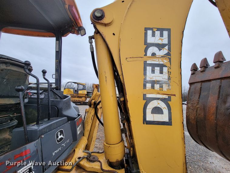 image for item FL9093 2003 John Deere 410G  backhoe