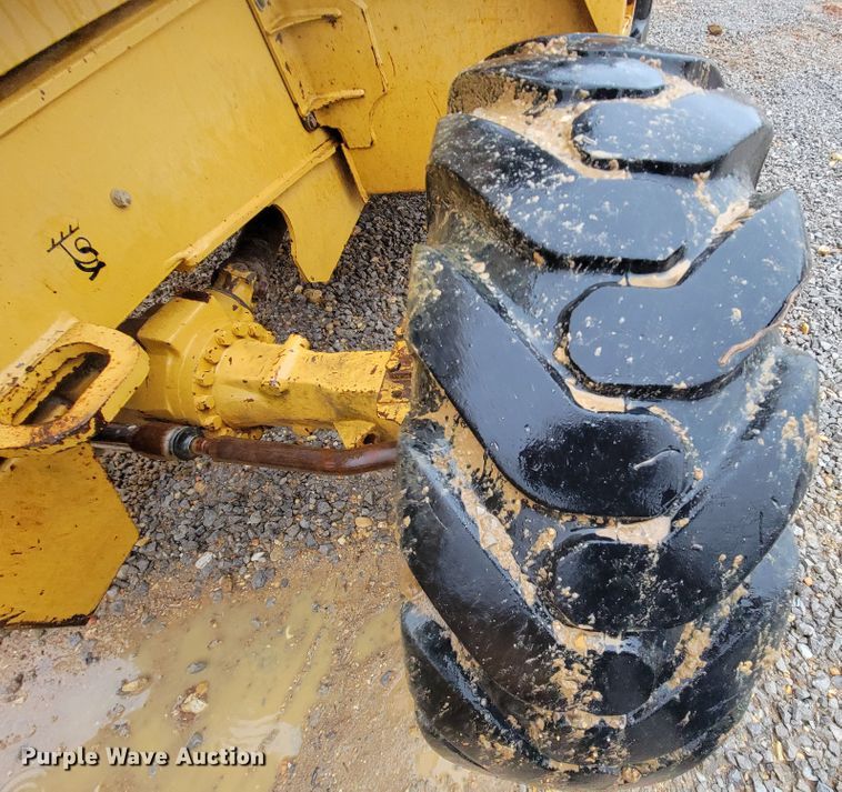 image for item FL9093 2003 John Deere 410G  backhoe