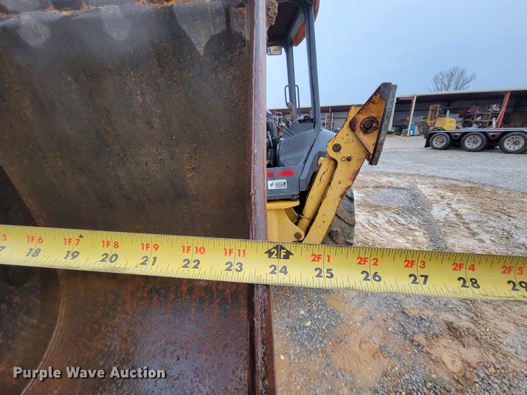 image for item FL9093 2003 John Deere 410G  backhoe