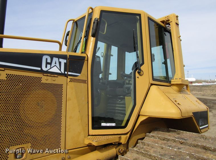 image for item GC9839 2006 Caterpillar D5N  LGP dozer