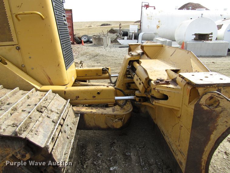 image for item GC9839 2006 Caterpillar D5N  LGP dozer