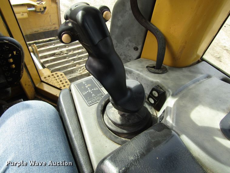 image for item GC9839 2006 Caterpillar D5N  LGP dozer