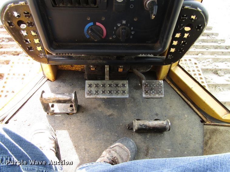 image for item GC9839 2006 Caterpillar D5N  LGP dozer