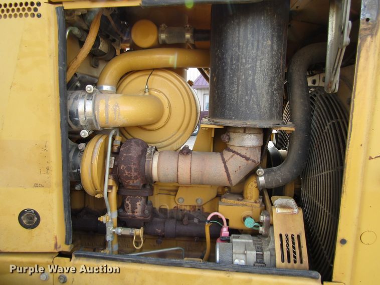 image for item GC9839 2006 Caterpillar D5N  LGP dozer