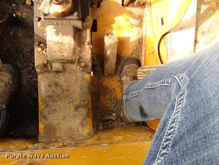 image for item GC9840 1973 Austin Western Super 300  rigid frame motor grader