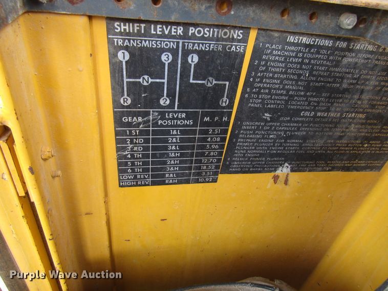 image for item GC9840 1973 Austin Western Super 300  rigid frame motor grader