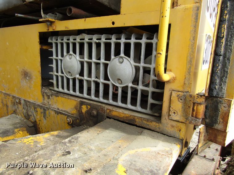 image for item GC9840 1973 Austin Western Super 300  rigid frame motor grader