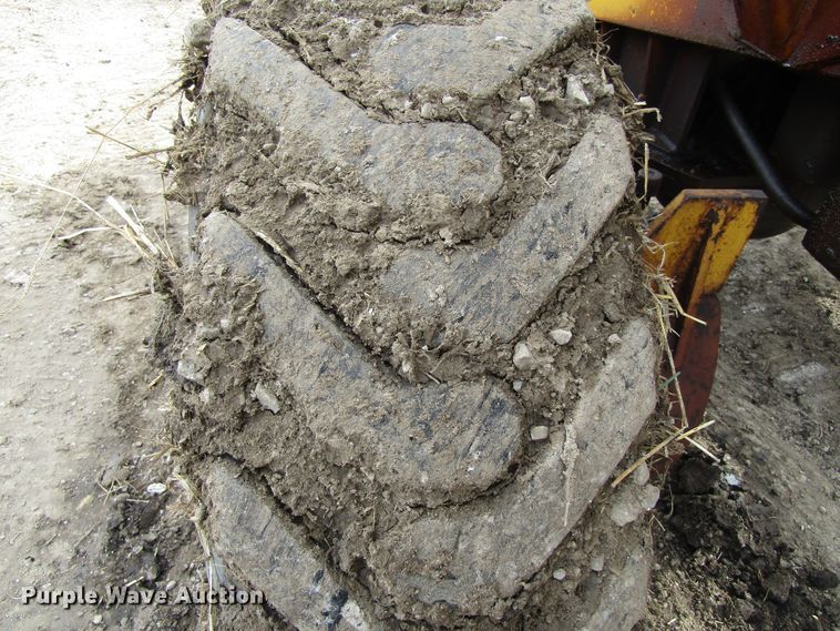 image for item GC9840 1973 Austin Western Super 300  rigid frame motor grader