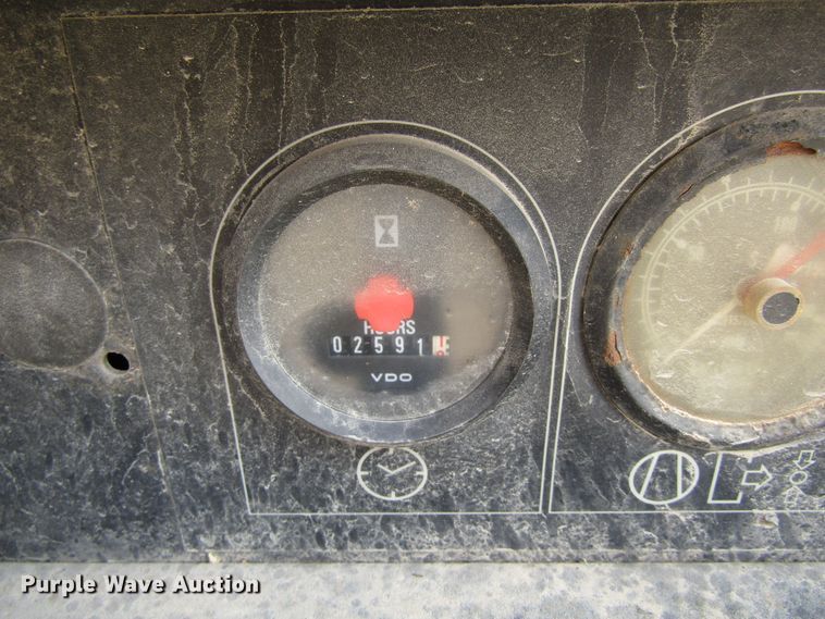 image for item GC9855 2005 Atlas Copco XAS 97  air compressor