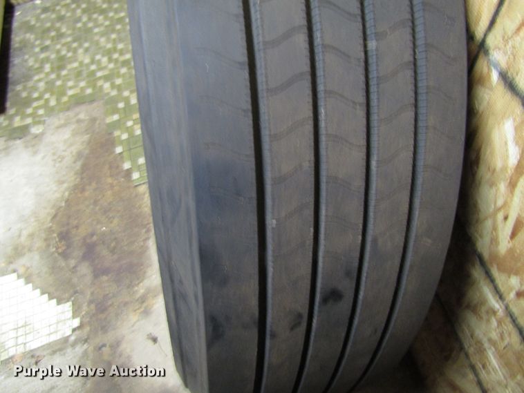 image for item GC9860 (2) tires