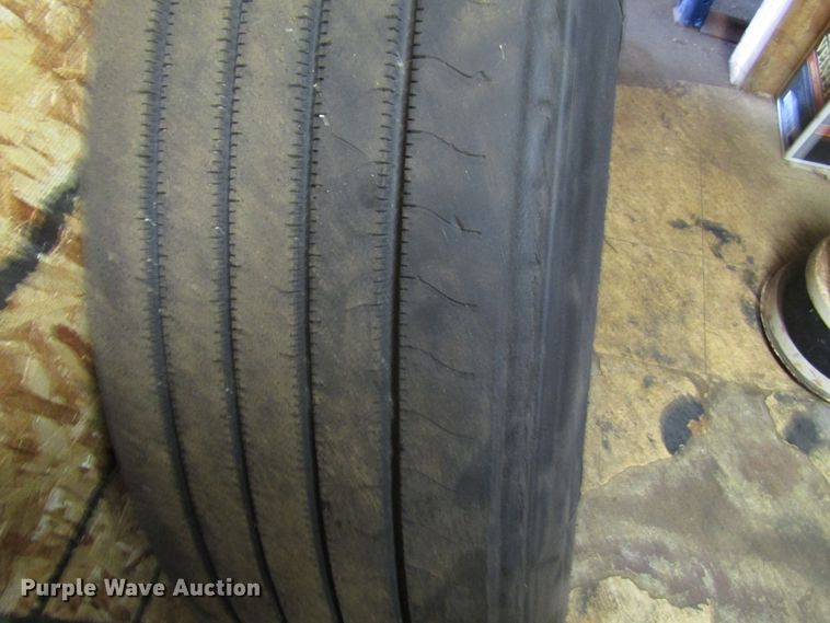 image for item GC9860 (2) tires