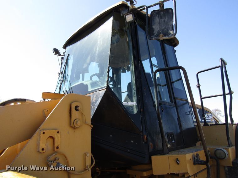 image for item GC9866 2006 Caterpillar 962H  wheel loader