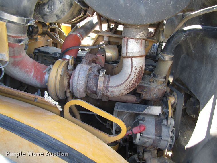 image for item GC9866 2006 Caterpillar 962H  wheel loader