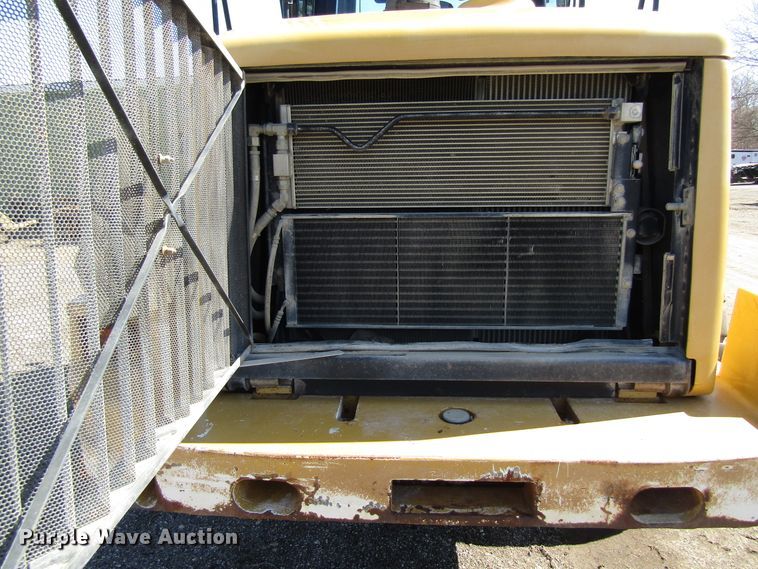 image for item GC9866 2006 Caterpillar 962H  wheel loader