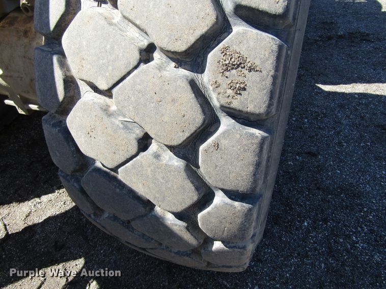 image for item GC9866 2006 Caterpillar 962H  wheel loader