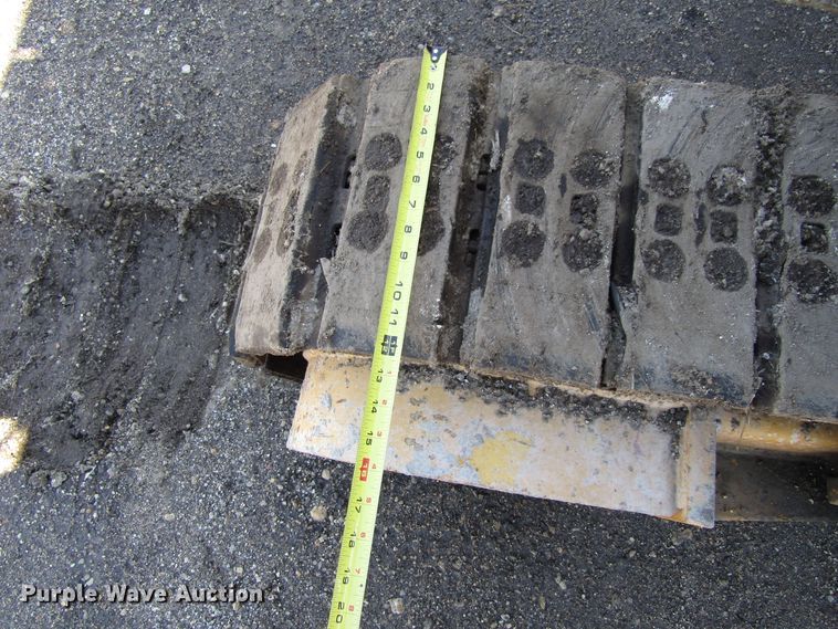 image for item GC9867 1982 Gomaco GT6300  curb machine