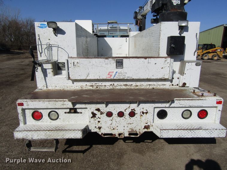 image for item GC9872 2009 Ford F750 Super Duty  utility / service truck