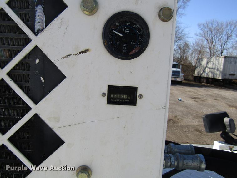 image for item GC9872 2009 Ford F750 Super Duty  utility / service truck