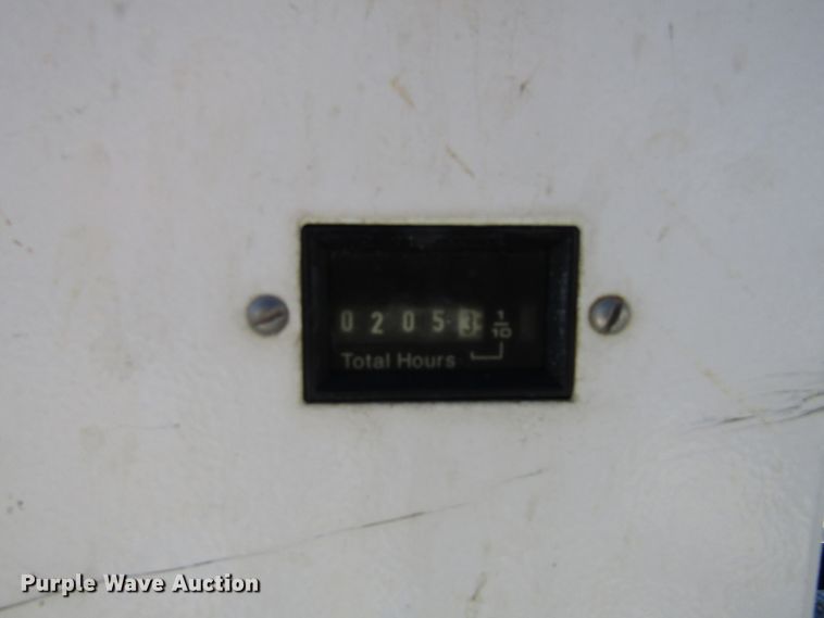 image for item GC9872 2009 Ford F750 Super Duty  utility / service truck