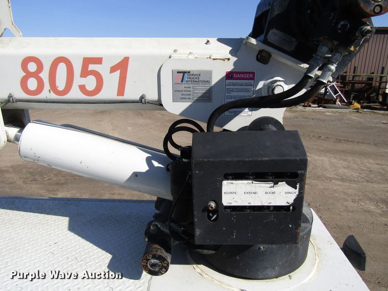 image for item GC9872 2009 Ford F750 Super Duty  utility / service truck