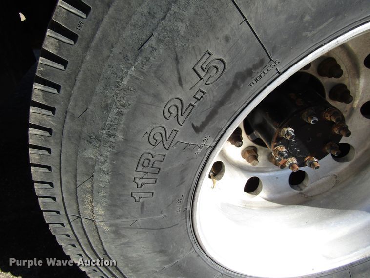 image for item GC9872 2009 Ford F750 Super Duty  utility / service truck