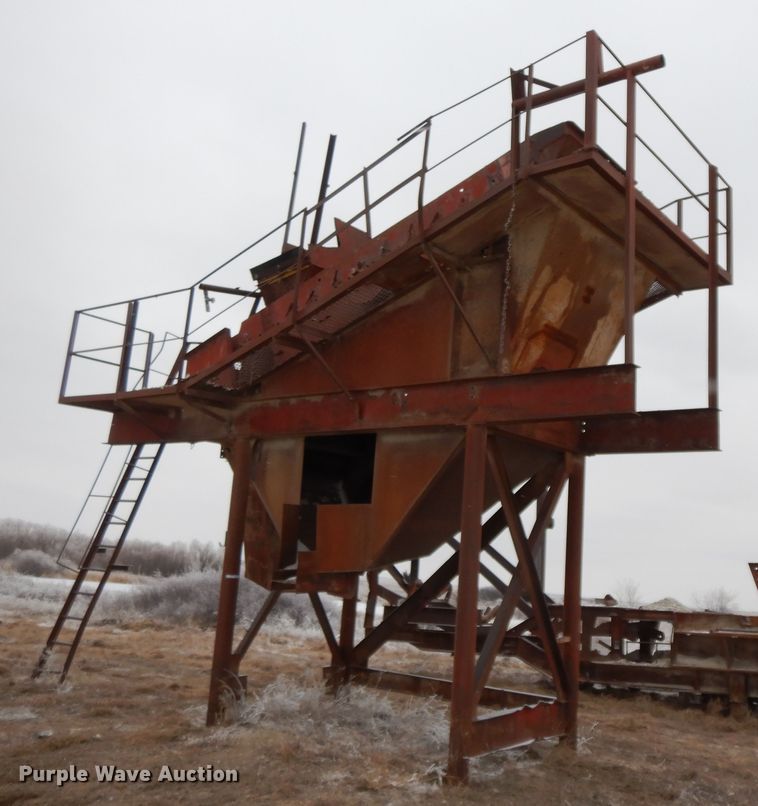 image for item GG9394 Hewitt Robins two deck wash plant