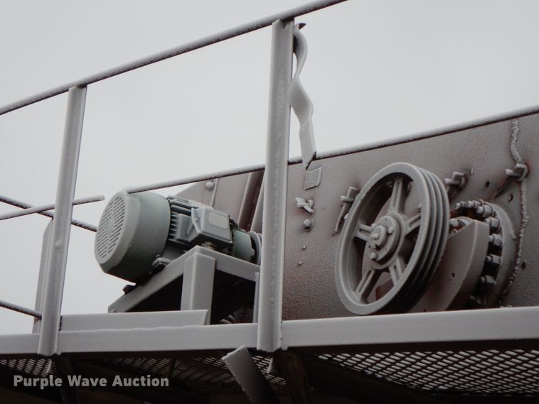 image for item GG9394 Hewitt Robins two deck wash plant