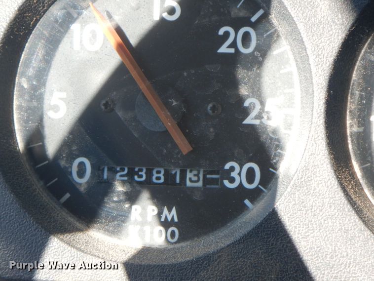 image for item GG9495 1999 Freightliner FL80  digger derrick truck