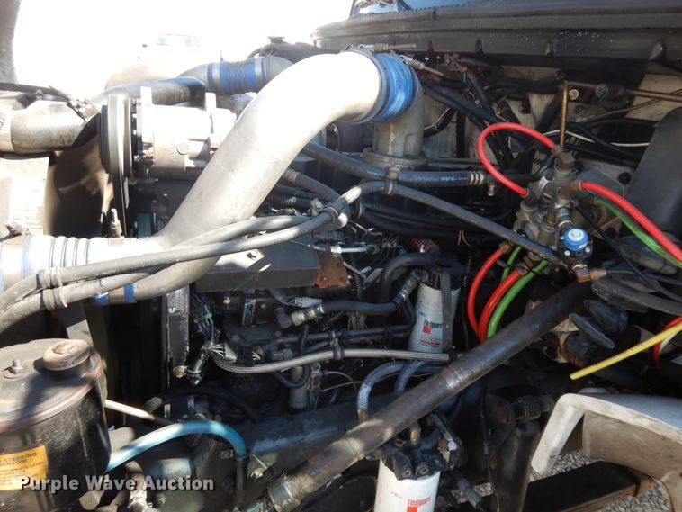 image for item GG9495 1999 Freightliner FL80  digger derrick truck