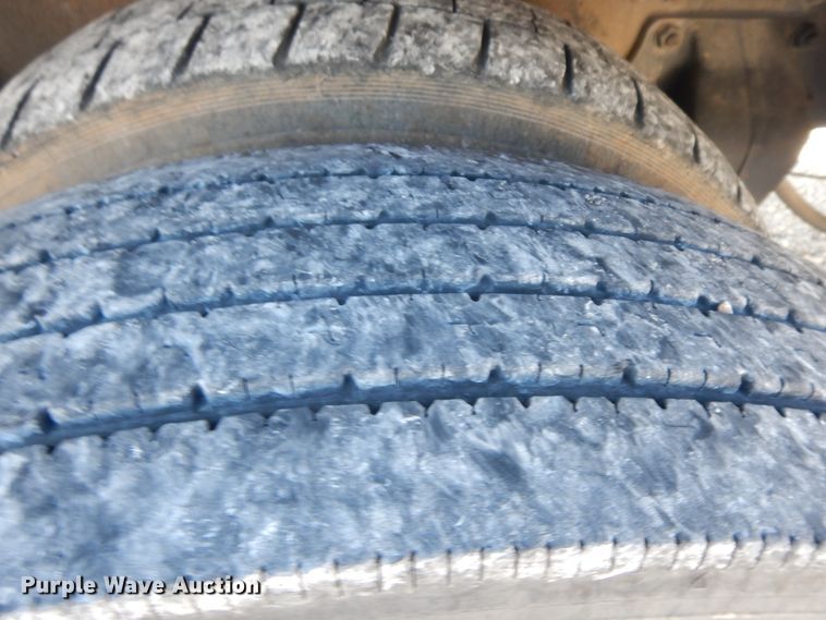 image for item GG9495 1999 Freightliner FL80  digger derrick truck