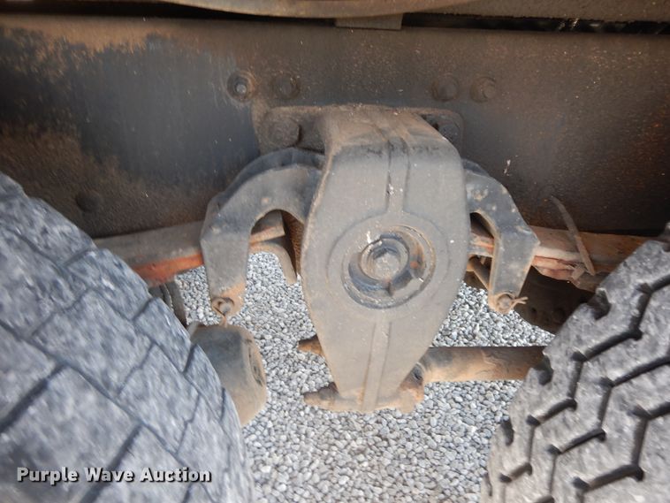 image for item GG9495 1999 Freightliner FL80  digger derrick truck