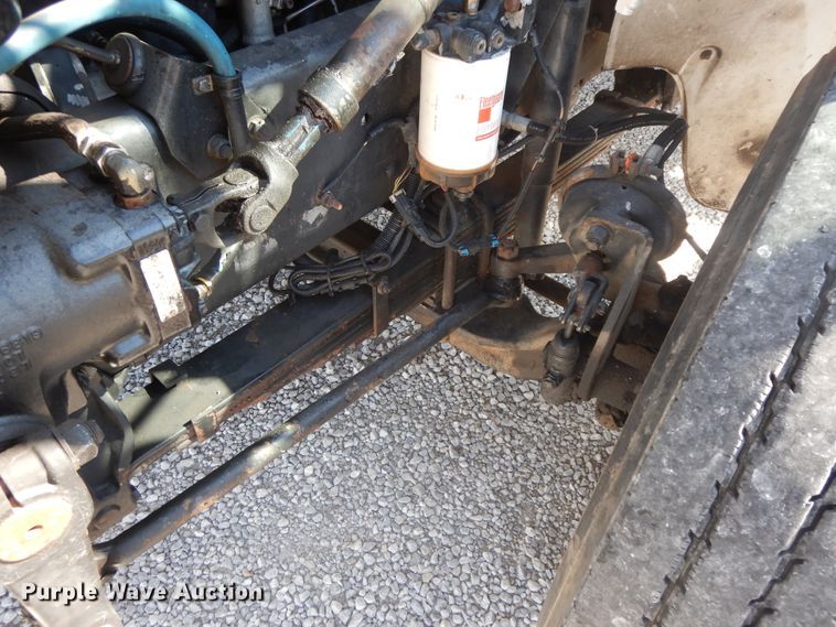 image for item GG9495 1999 Freightliner FL80  digger derrick truck