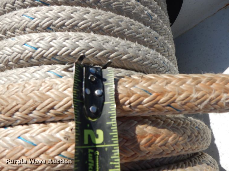 image for item GG9495 1999 Freightliner FL80  digger derrick truck