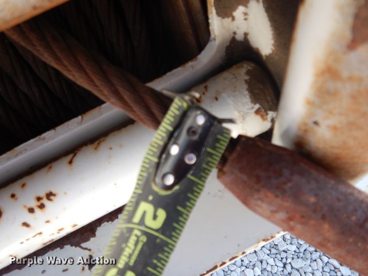 image for item GG9495 1999 Freightliner FL80  digger derrick truck