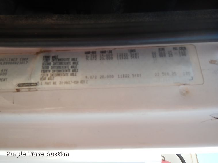 image for item GG9495 1999 Freightliner FL80  digger derrick truck