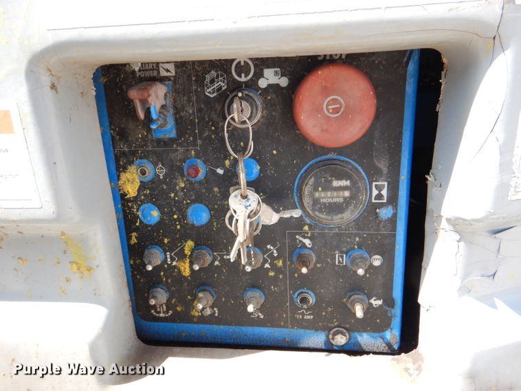 image for item GH9156 1992 Genie Z45/22  boom lift