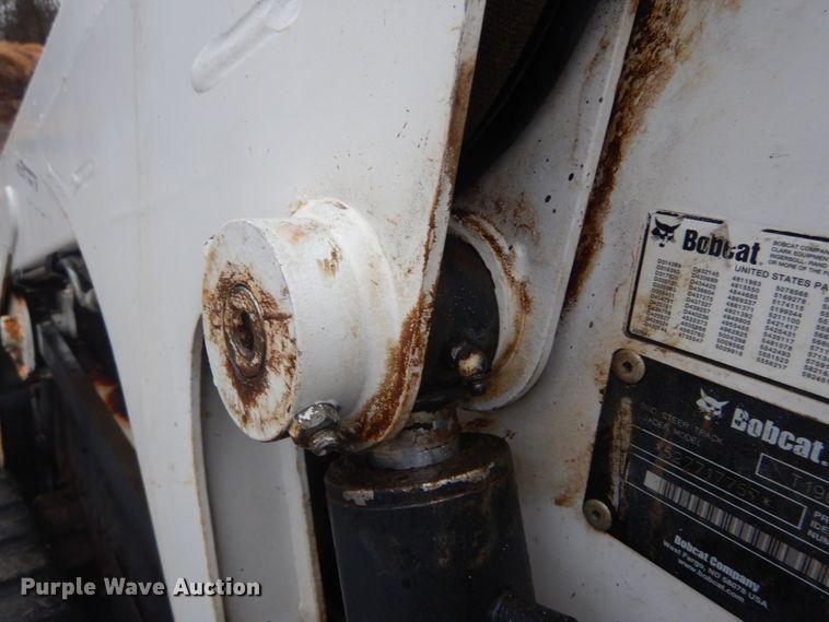 image for item GT9691 2005 Bobcat T190  tracked skid steer loader