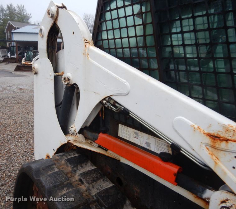 image for item GT9691 2005 Bobcat T190  tracked skid steer loader