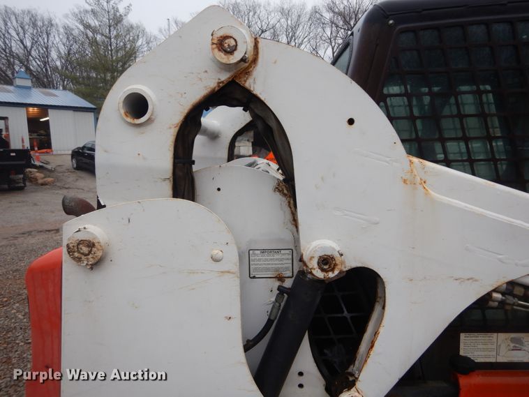 image for item GT9691 2005 Bobcat T190  tracked skid steer loader